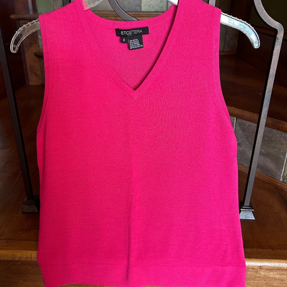 Etcetera  sleeveless sweater, size small